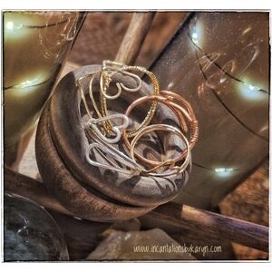 Heart rings in various precious metals (adjustable)